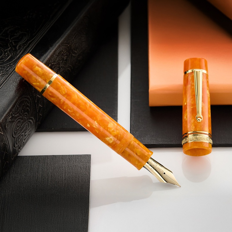 Delta DV Original Oversize Fountain Pen – Oro Fine