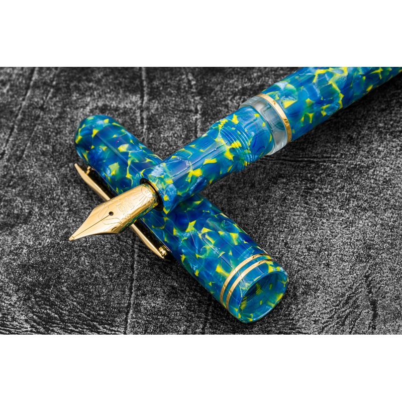 Gioia Metis Blue Colibri Fountain Pen – Gold Trim