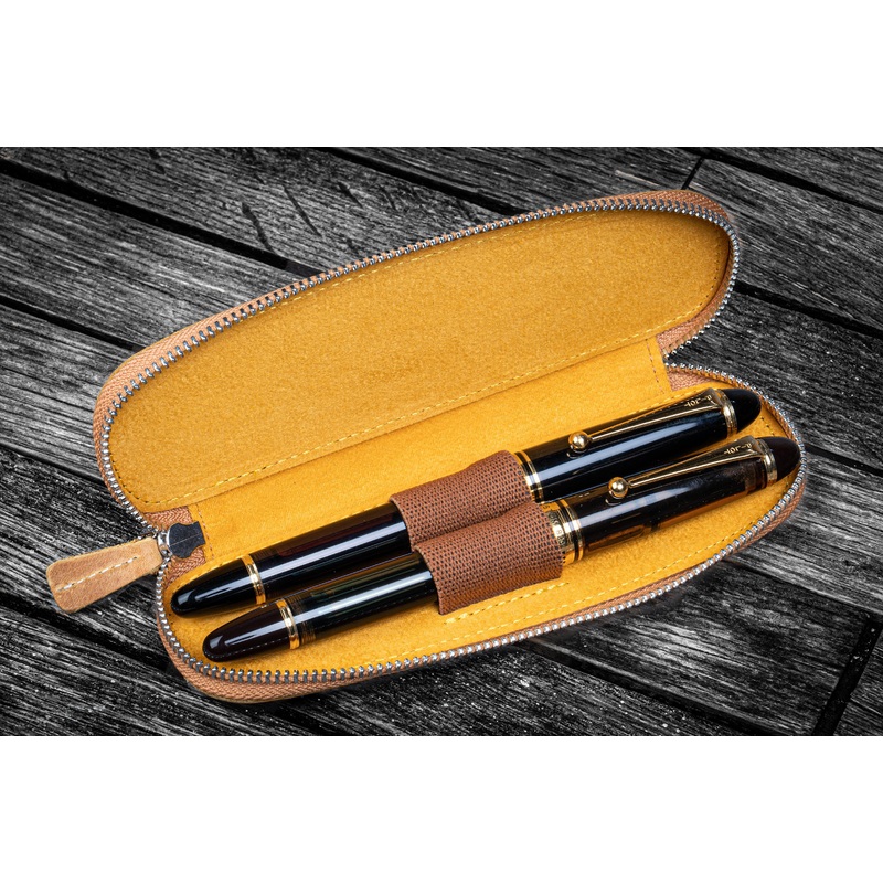 Leather Zippered Duo Slim Pen Case for 2 Pens – Crazy Horse Honey Ochre