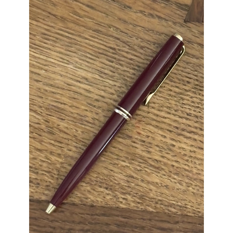 Montblanc Classic Bordeaux Rollerball