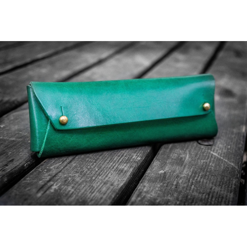 The Student Leather Pencil Case – Green