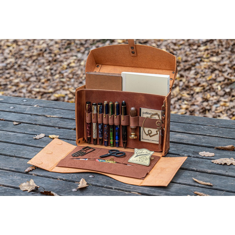 Writer’s Medic Bag – Crazy Horse Tan