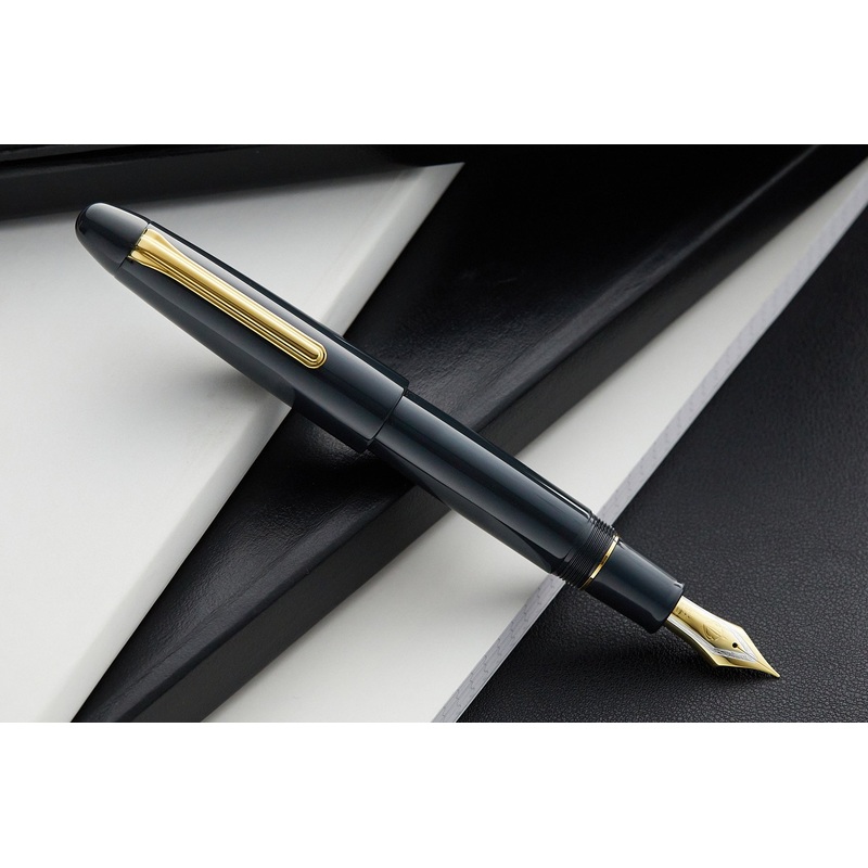Sailor 1911 King of Pens Color Urushi Ebonite Fountain Pen – Dusk Blue Medium