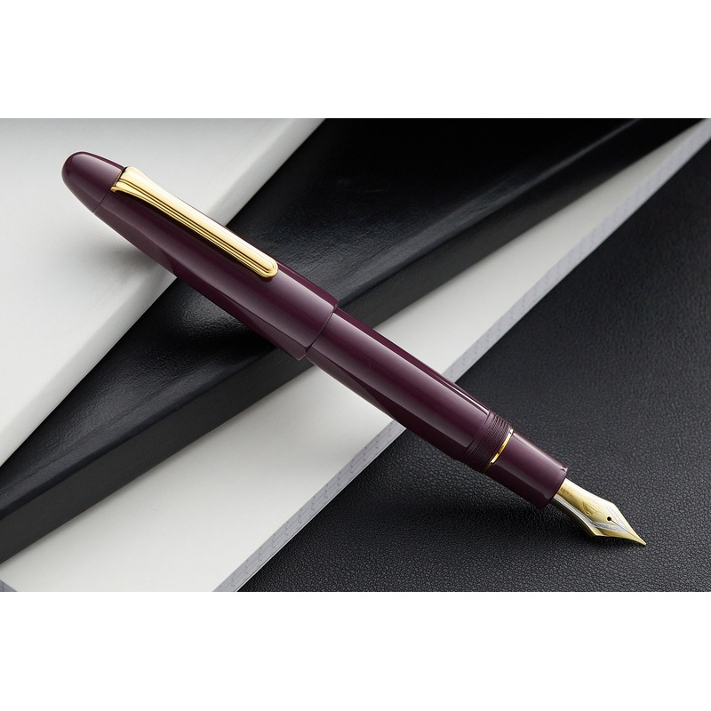 Sailor 1911 King of Pens Color Urushi Ebonite Fountain Pen – Lilac Medium