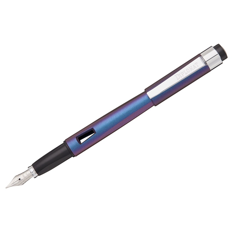 Diplomat Magnum Fountain Pen – Prismatic Purple Extra-Fine