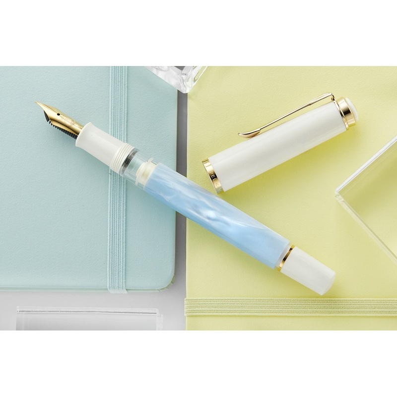 Pelikan M200 Fountain Pen – Pastel-Blue (Special Edition) Fine