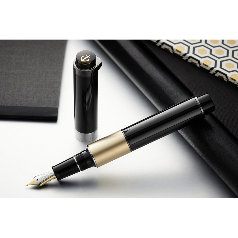 Sailor 110th Anniversary Fountain Pen – Premium (Limited Edition) Fine