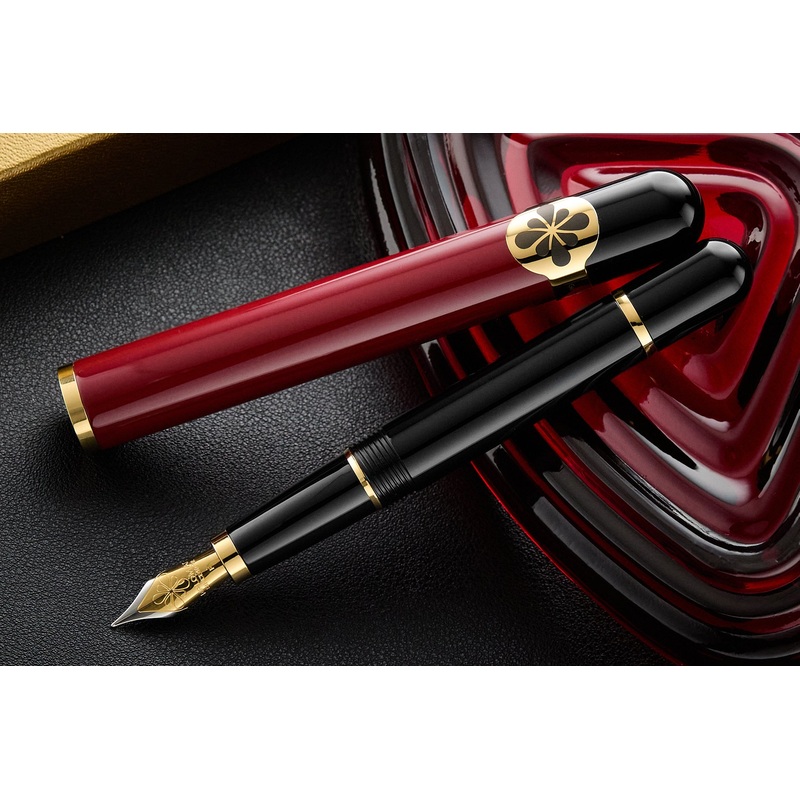 Diplomat XO Fountain Pen – Lacquered Burgundy/Gold (Special Edition) Extra-Fine