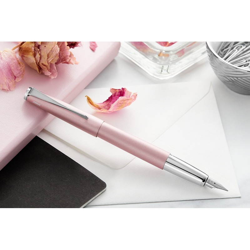 LAMY studio Fountain Pen – rose (Special Edition) Extra-Fine