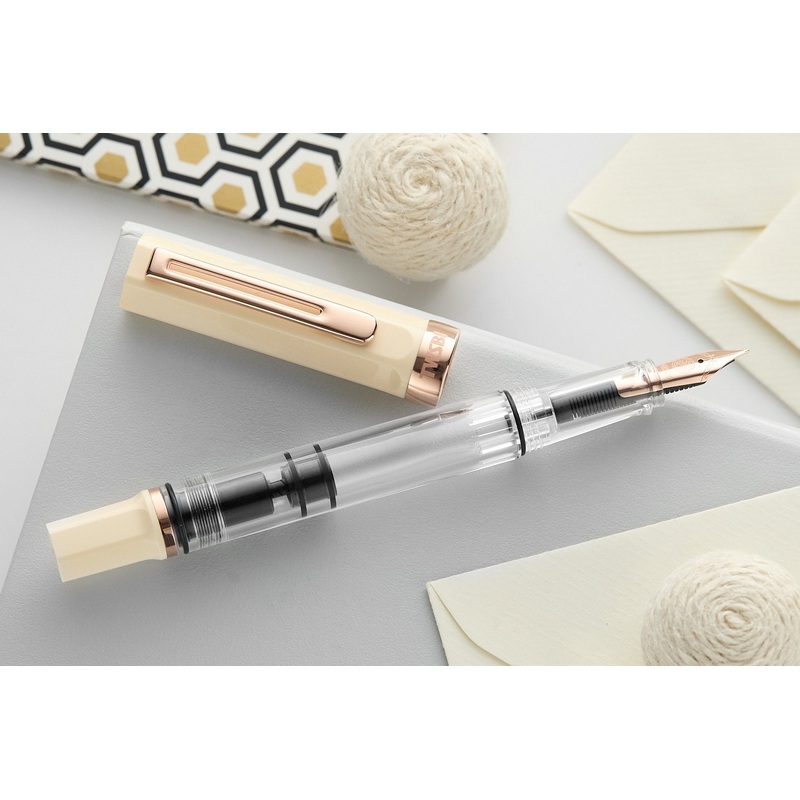 TWSBI ECO Fountain Pen – Creme w/ RoseGold Extra-Fine