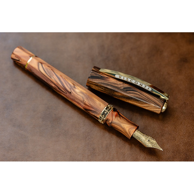 Visconti Medici Fountain Pen – Briarwood / Yellow Gold Extra-Fine
