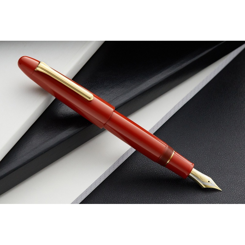 Sailor 1911 King of Pens Color Urushi Ebonite Fountain Pen – Amber Medium