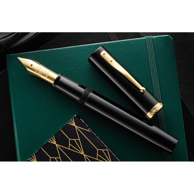 Magna Carta Mag 1000 Fountain Pen – Black Fine
