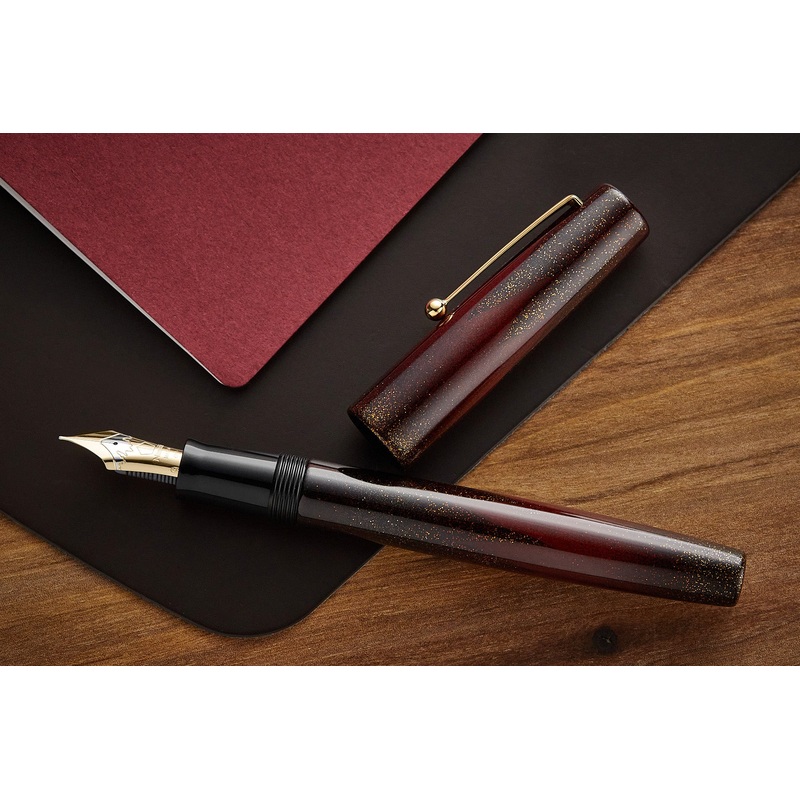 Namiki Aya Maki-e Fountain Pen – Akatsuki Red Fine-Medium
