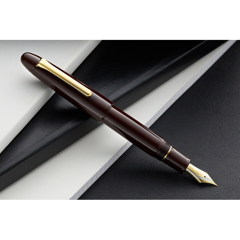 Sailor 1911 King of Pens Color Urushi Ebonite Fountain Pen – Maroon Medium