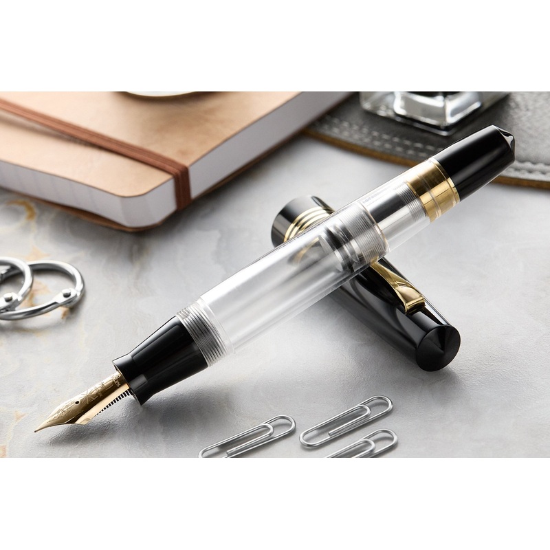 Maiora Everest Fountain Pen – Demo Black (Limited Edition) Fine